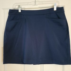 PGA TOUR women's golf skort,  Navy. Size 6
